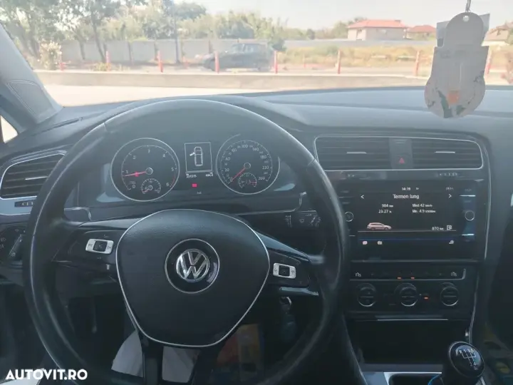 Volkswagen Golf VII
