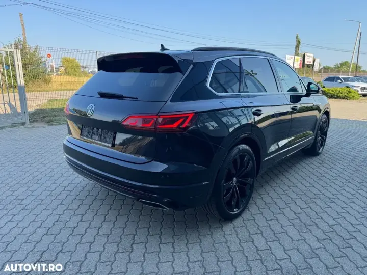 Volkswagen Touareg 3.0 V6 TDI 4Motion DPF Automatik R-Line