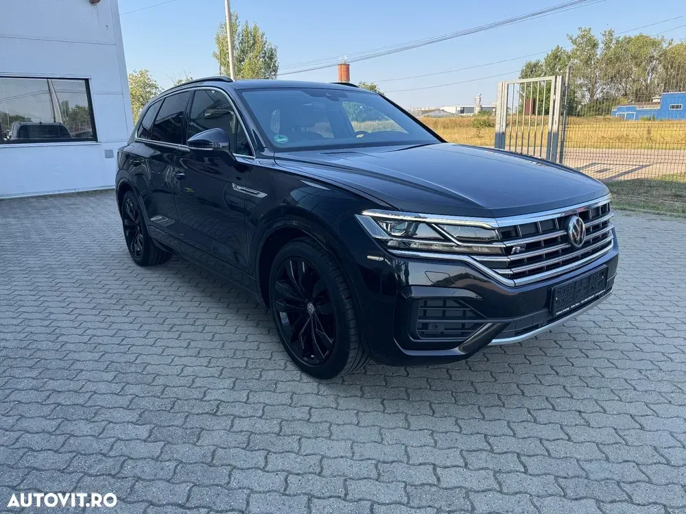 Volkswagen Touareg 3.0 V6 TDI 4Motion DPF Automatik R-Line — imagine 3