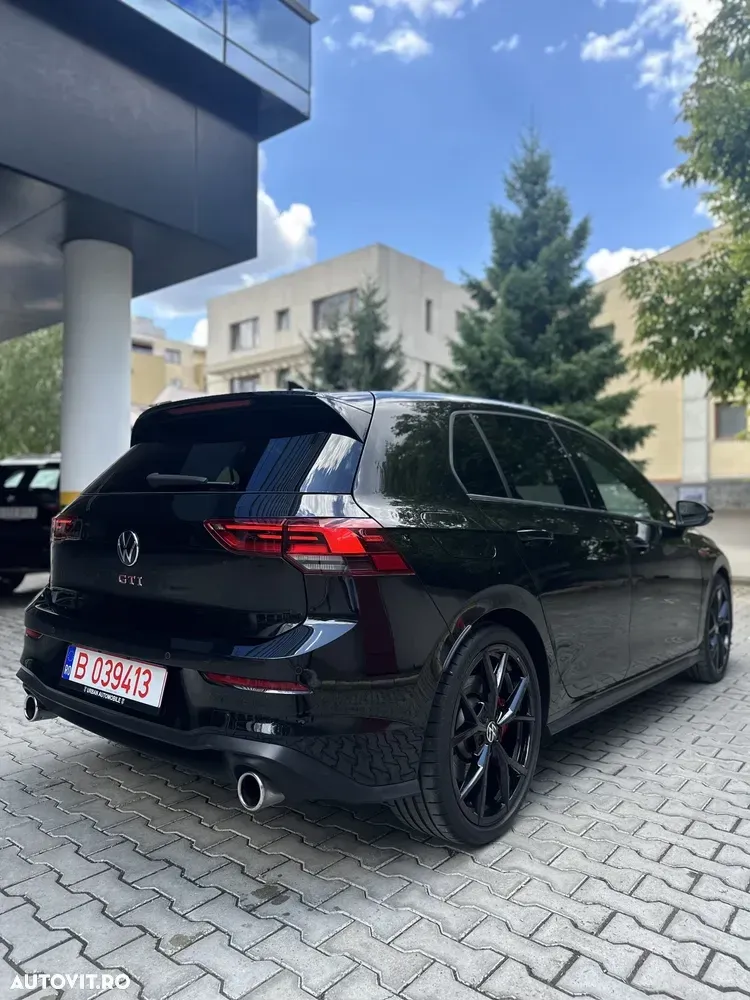 Volkswagen Golf GTI 2.0 TSI OPF DSG Performance — imagine 5