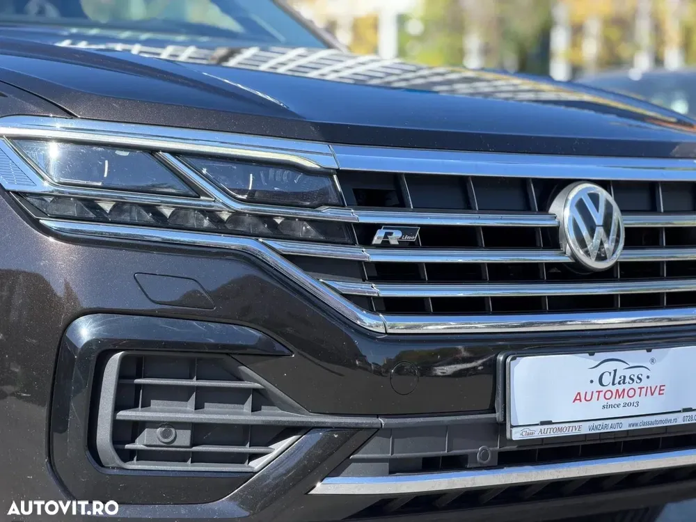 Volkswagen Touareg V6 TDI 4MOTION R-Line — imagine 3