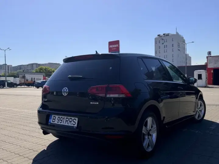 Volkswagen Golf VII