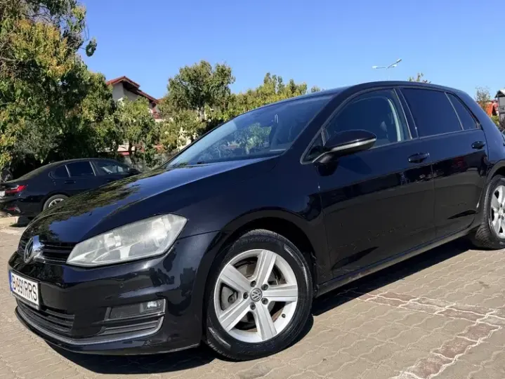 Volkswagen Golf VII