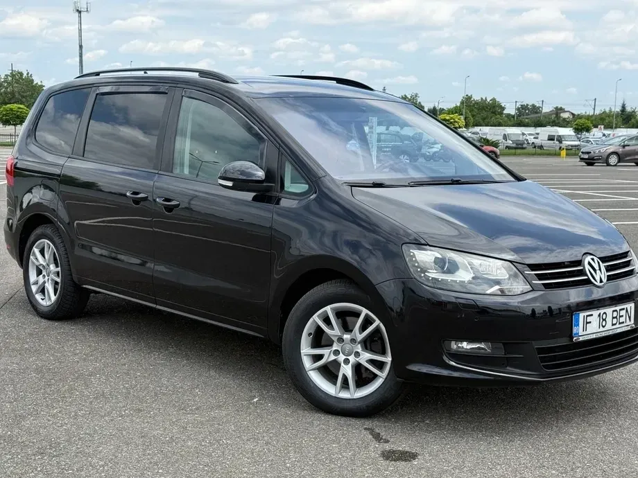 Volkswagen Sharan 2.0 TDI DSG BlueMotion Technology Comfortline — imagine 6