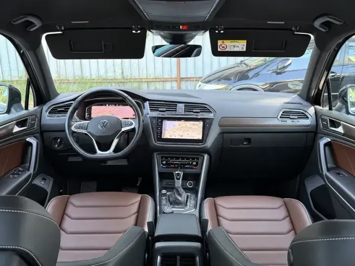 Volkswagen Tiguan II 2.0 TDI 4Mot DSG Elegance