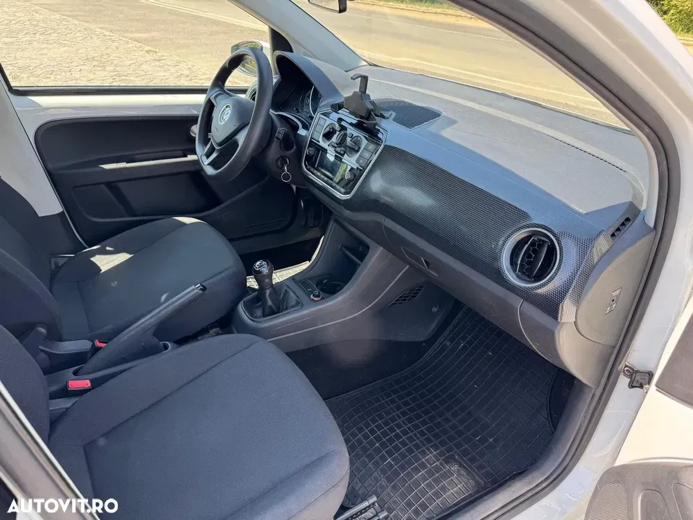 Volkswagen up! 1.0 MPI Move — imagine 5