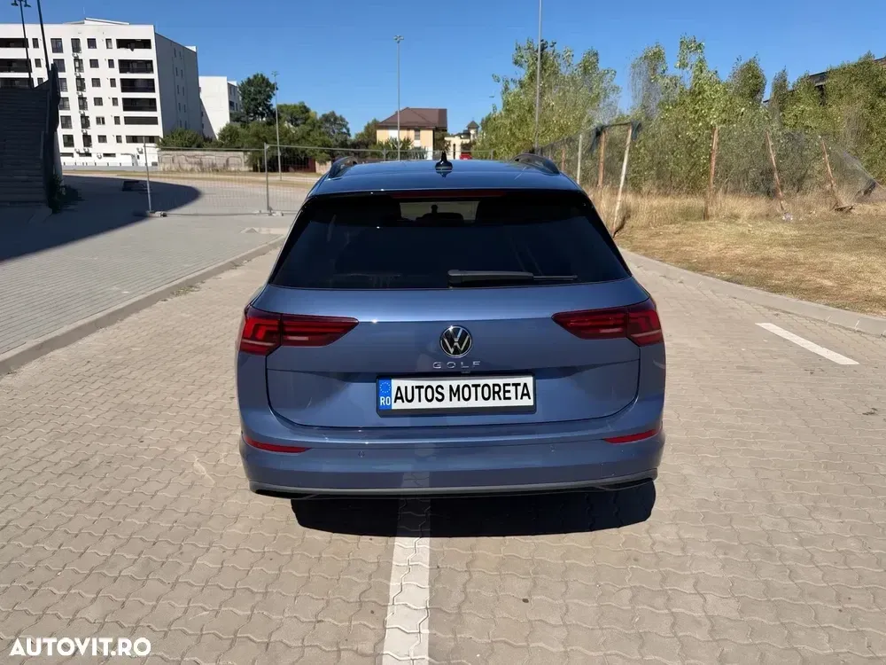 Volkswagen Golf VIII — imagine 4