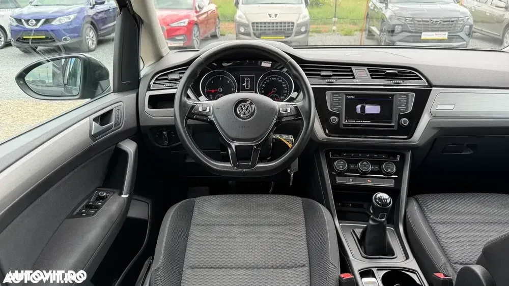 Volkswagen Touran II 2.0 TDI Highline — imagine 6