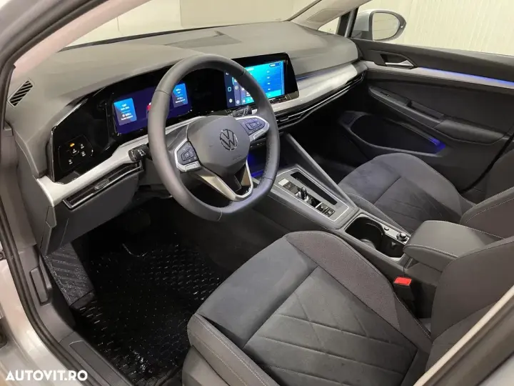 Volkswagen Golf VIII 1.0 eTSI DSG MHEV Life