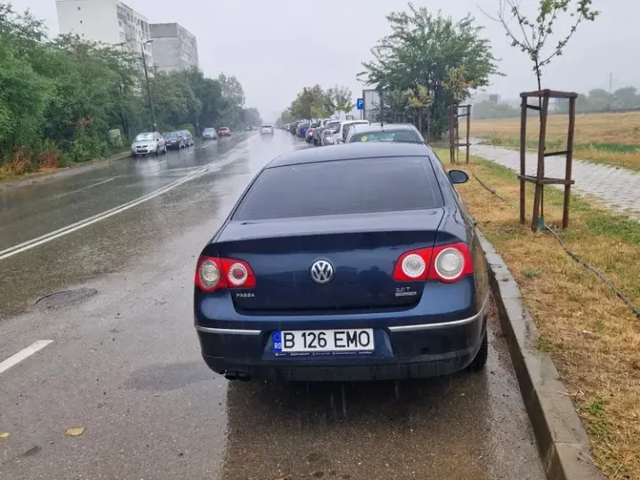 Volkswagen Passat B6 2.0TDI Comfortline DPF 4Motion