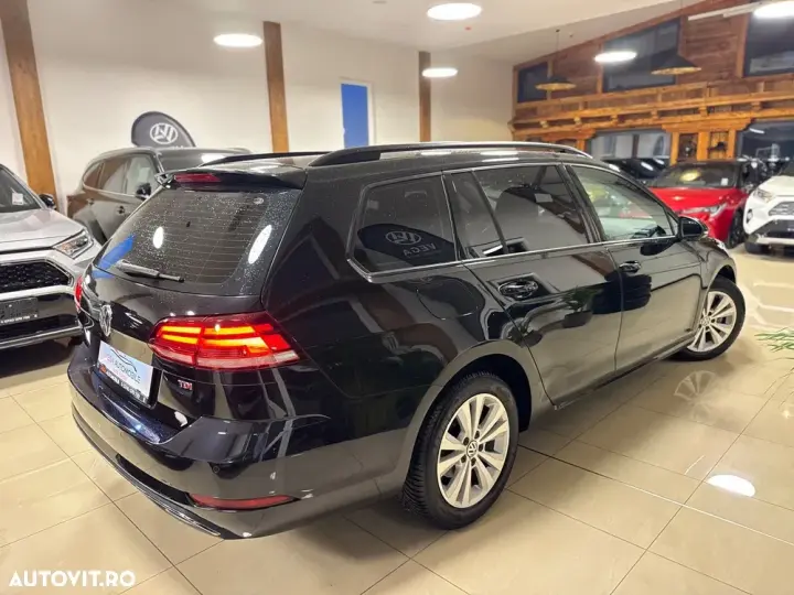 Volkswagen Golf VII 1.6 TDI DSG Highline