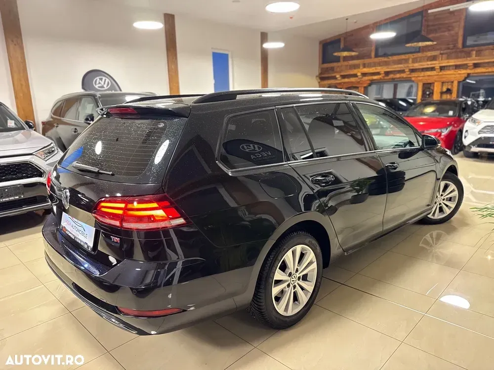 Volkswagen Golf VII 1.6 TDI DSG Highline — imagine 3