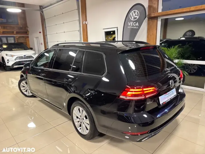 Volkswagen Golf VII 1.6 TDI DSG Highline