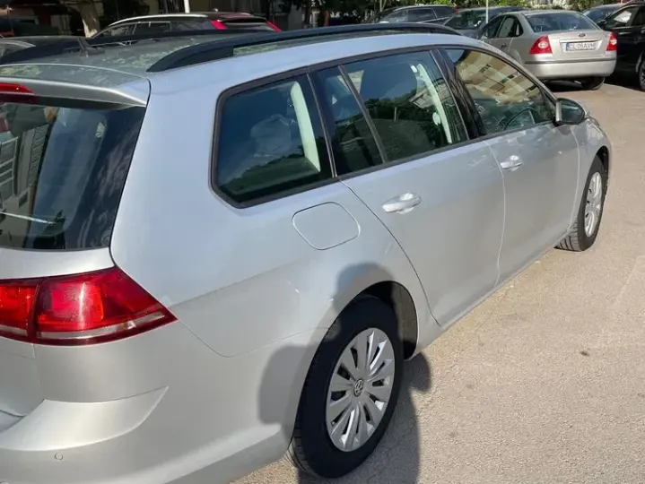 Volkswagen Golf VII 1.6 TDI DSG BMT Comfortline