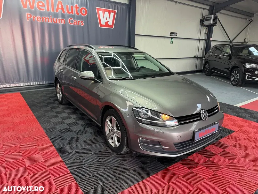 Volkswagen Golf — imagine 3