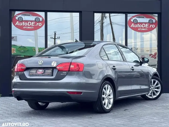 Volkswagen Jetta A6