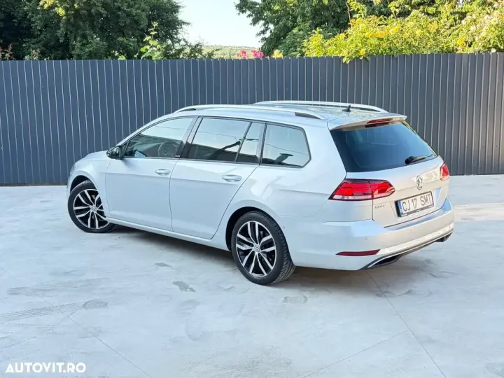 Volkswagen Golf VII 2.0 TDI SCR DSG IQ.DRIVE