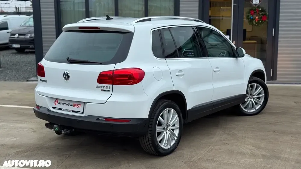 Volkswagen Tiguan II 2.0 TDI SCR 4MOTION BlueMotion Technology DSG Sport & Style — imagine 4