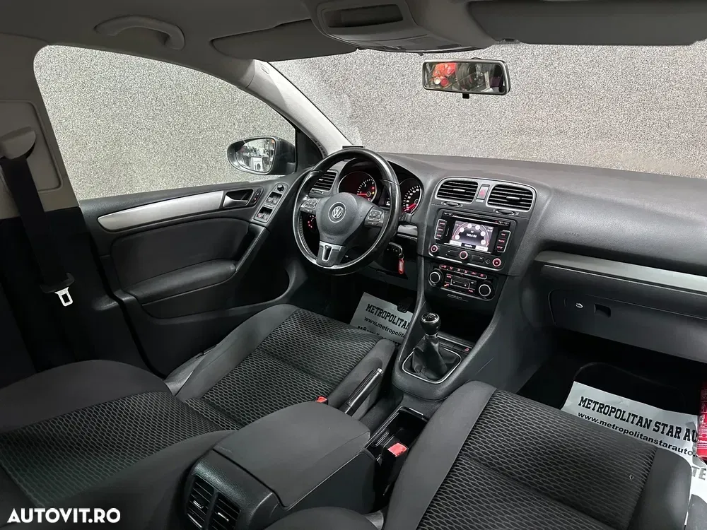 Volkswagen Golf VI 1.6 TDI DPF Style — imagine 6