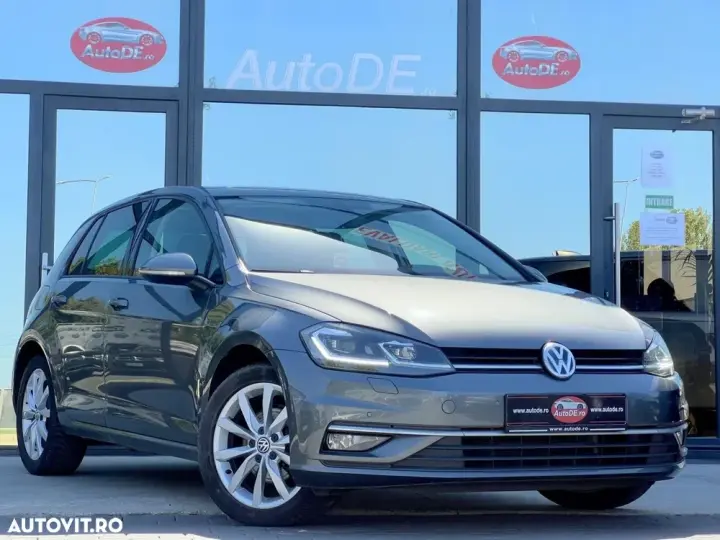 Volkswagen Golf VIII