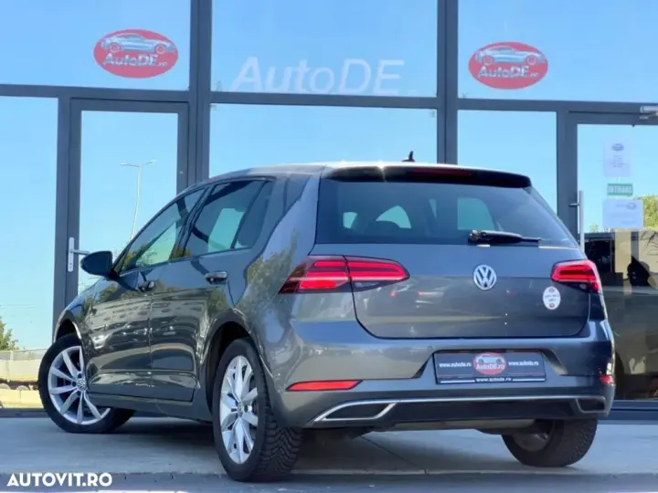 Volkswagen Golf VIII