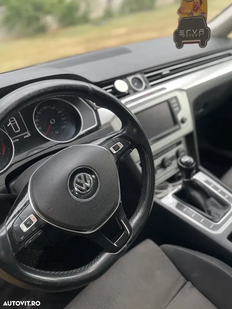 Volkswagen Passat B7 2.0 TDI Trendline — imagine 6