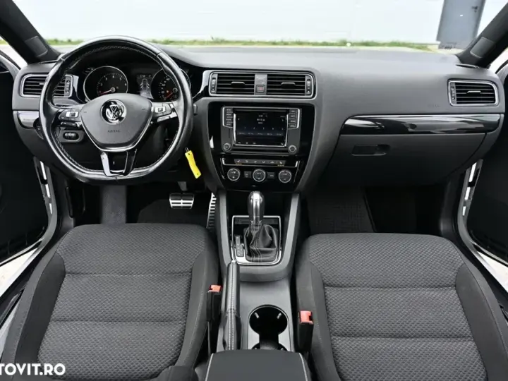 Volkswagen Jetta A6
