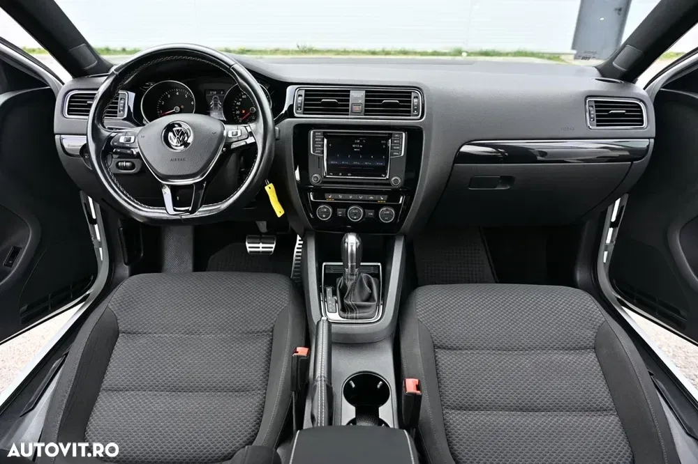 Volkswagen Jetta A6 — imagine 4
