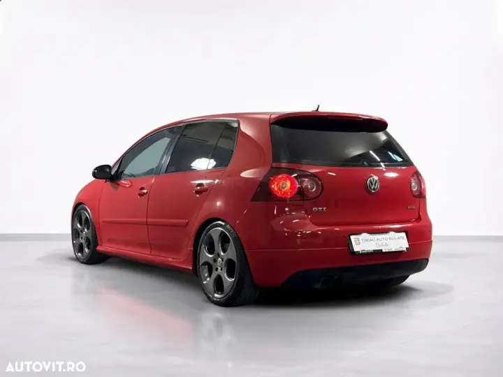 Volkswagen Golf 2.0 GTI