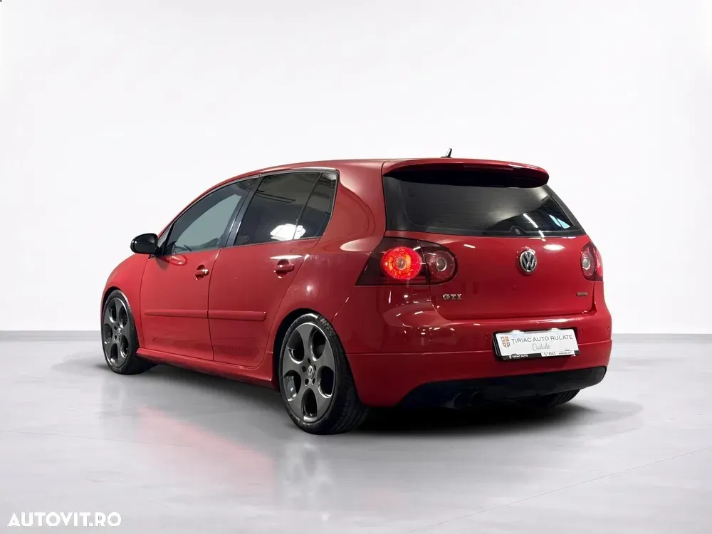 Volkswagen Golf 2.0 GTI — imagine 3