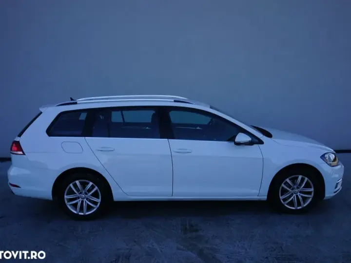 Volkswagen Golf VIII 2.0 TDI SCR DSG Highline