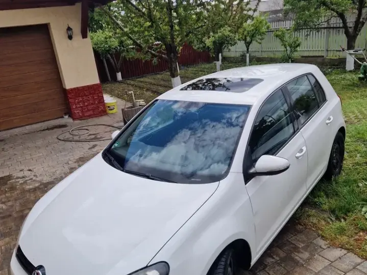 Volkswagen Golf VI 1.6 TDI DPF Trendline