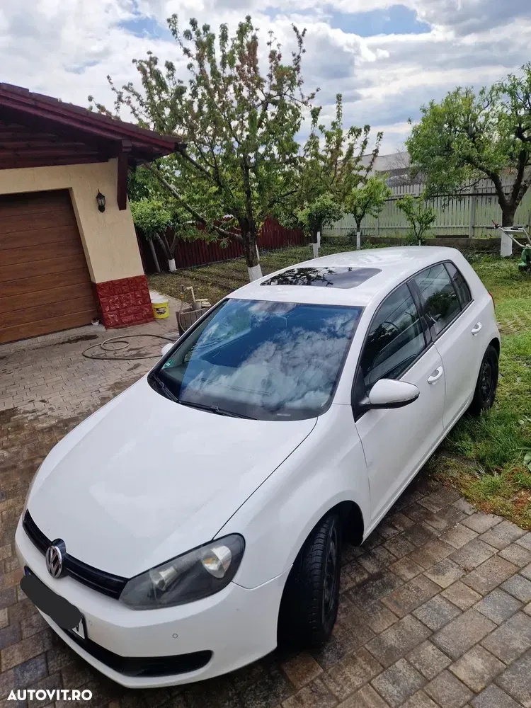 Volkswagen Golf VI 1.6 TDI DPF Trendline — imagine 2