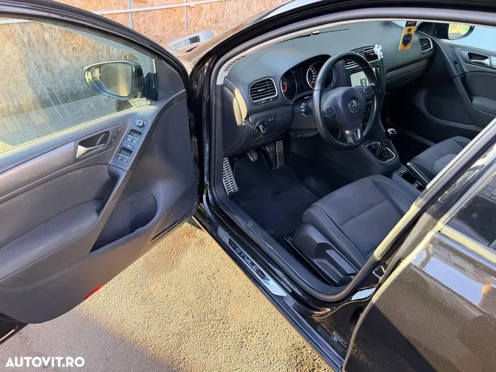 Volkswagen Golf VI 1.6 TDI DPF Style — imagine 5