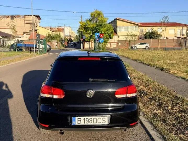 Volkswagen Golf VI 1.6 TDI DPF Style