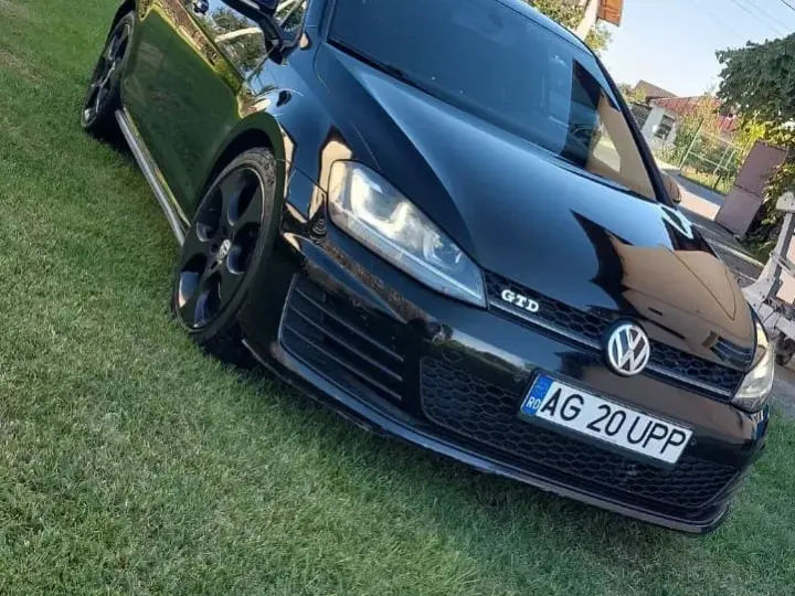 Volkswagen Golf VII 2.0 TDI DPF BMT GTD