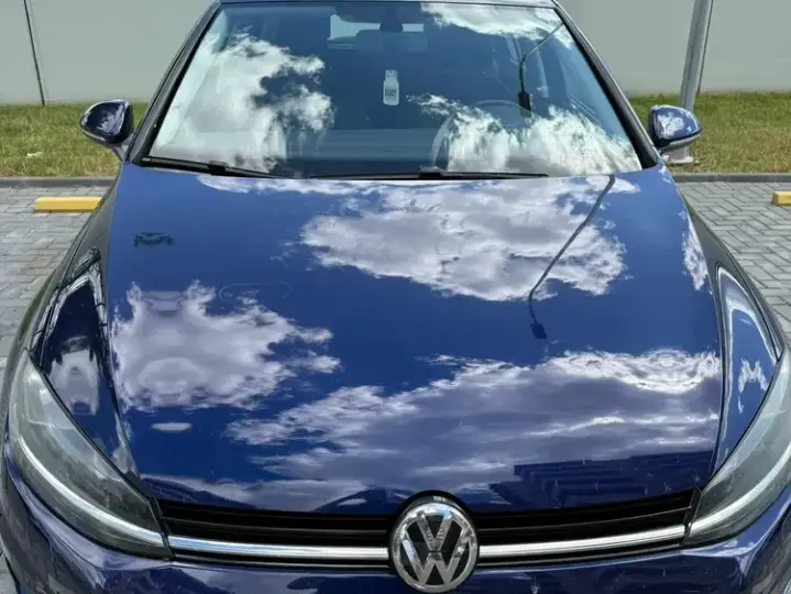 Volkswagen Golf VII