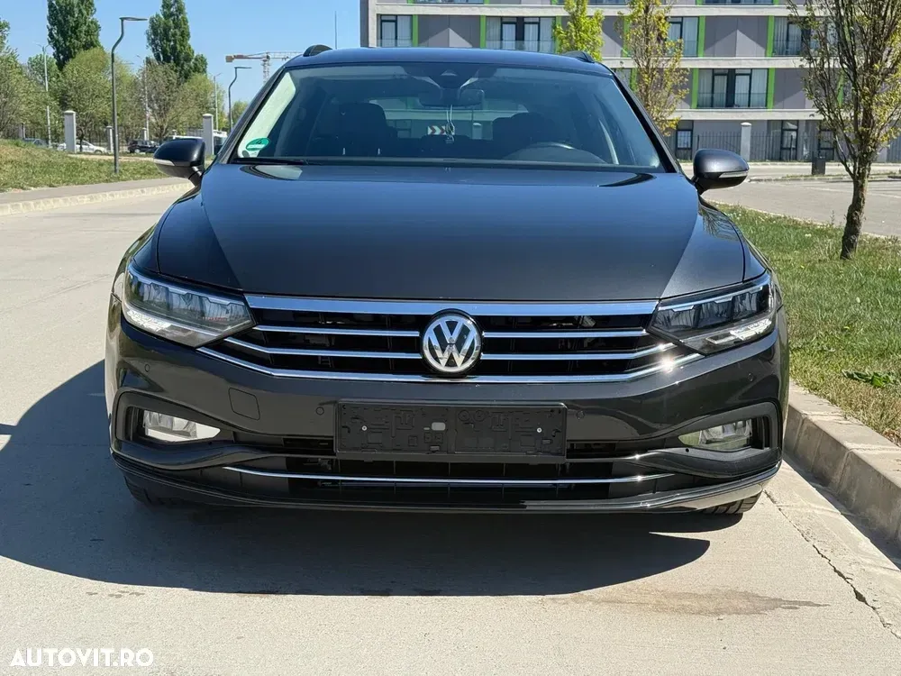 Volkswagen Passat 2.0 TDI SCR DSG Comfortline — imagine 2