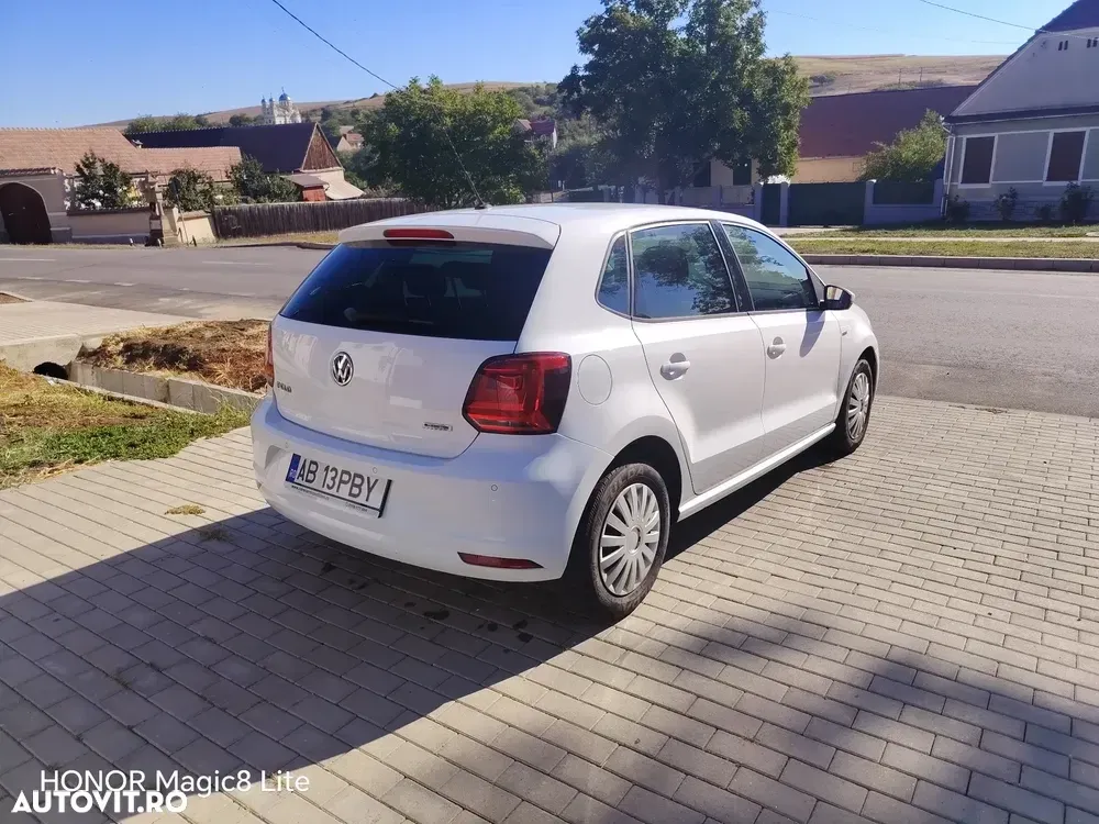 Volkswagen Polo 1.0 Blue Motion Technology Lounge — imagine 3