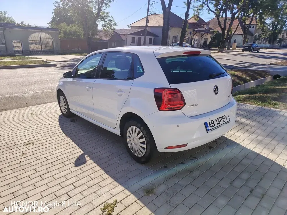 Volkswagen Polo 1.0 Blue Motion Technology Lounge — imagine 4