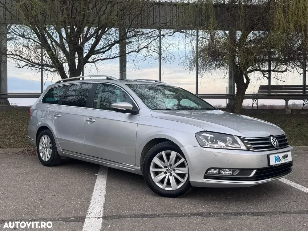 Volkswagen Passat B7 2.0 TDI DPF Highline — imagine 2