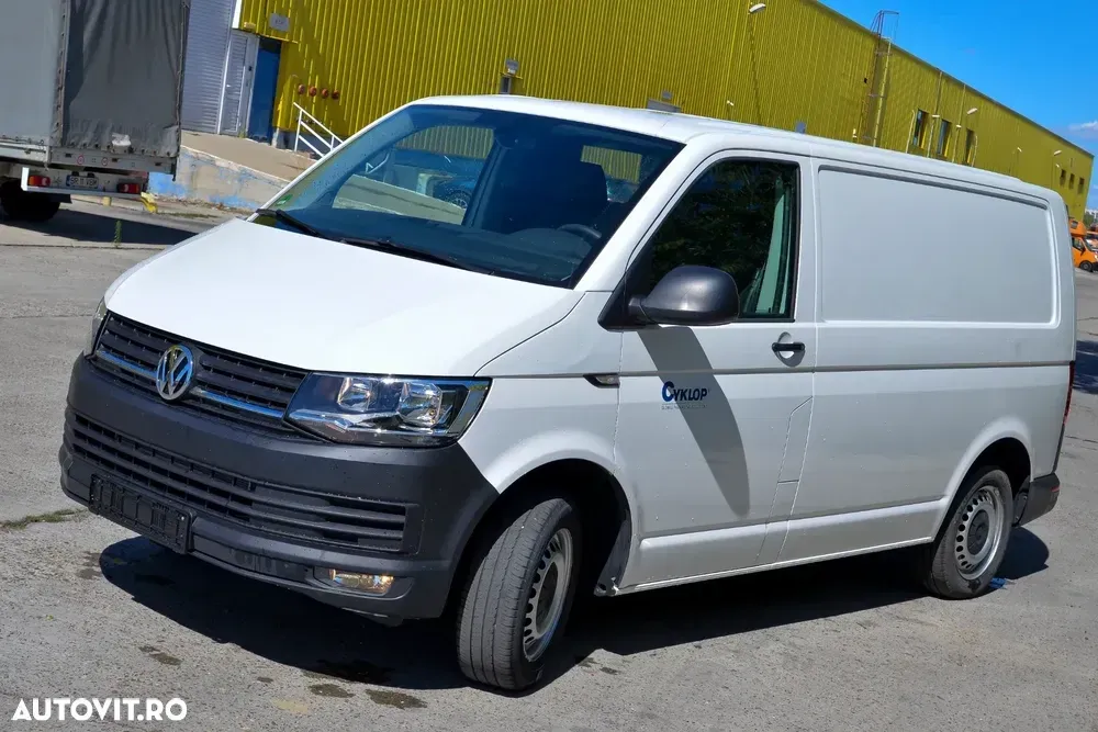Volkswagen Transporter T6 2.0 110 kW KR Trendline DSG — imagine 4