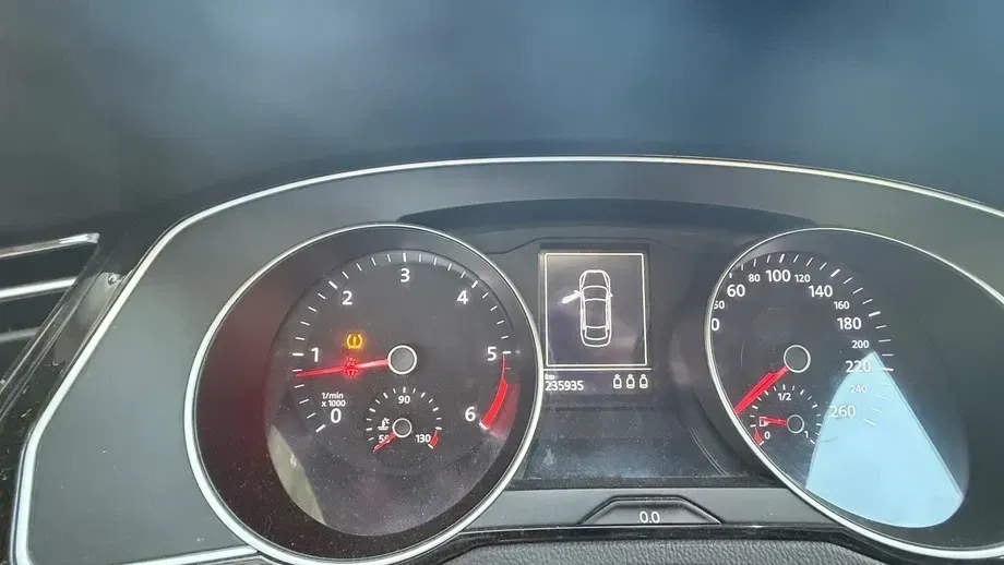 Volkswagen Passat B8 1.6 TDI SCR DSG — imagine 5