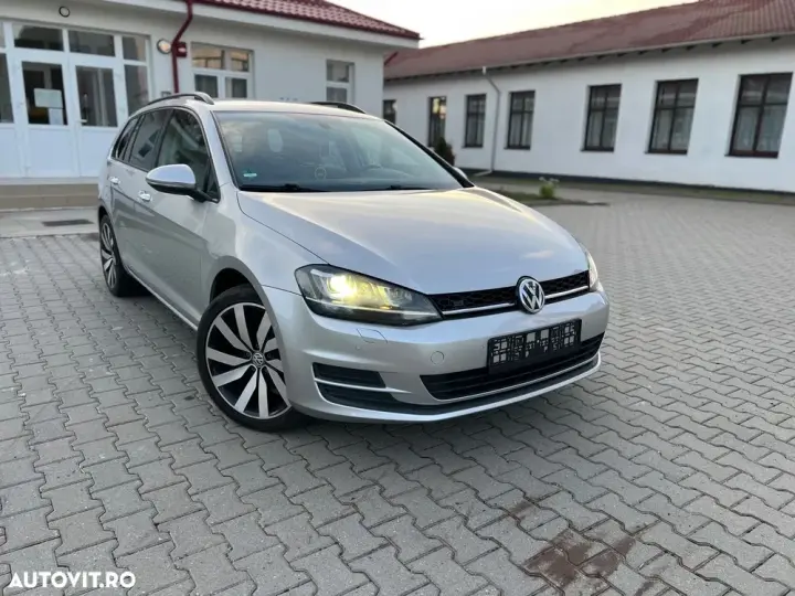 Volkswagen Golf VII