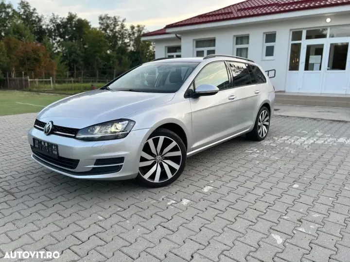 Volkswagen Golf VII