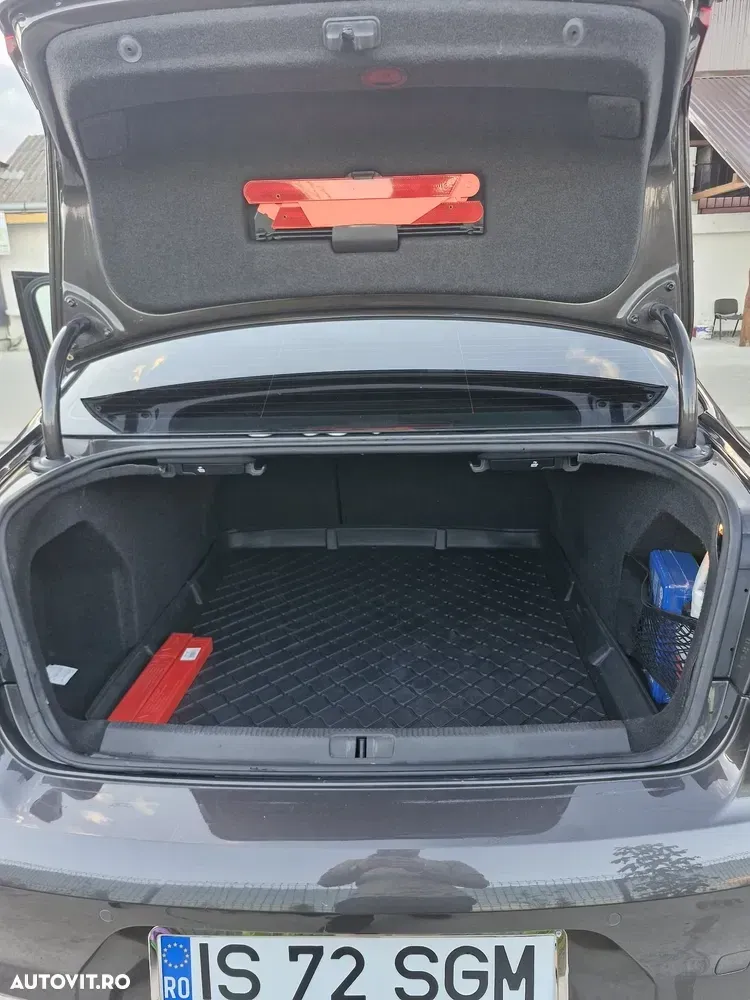 Volkswagen Passat B7 1.6 TDI BlueMotion — imagine 4