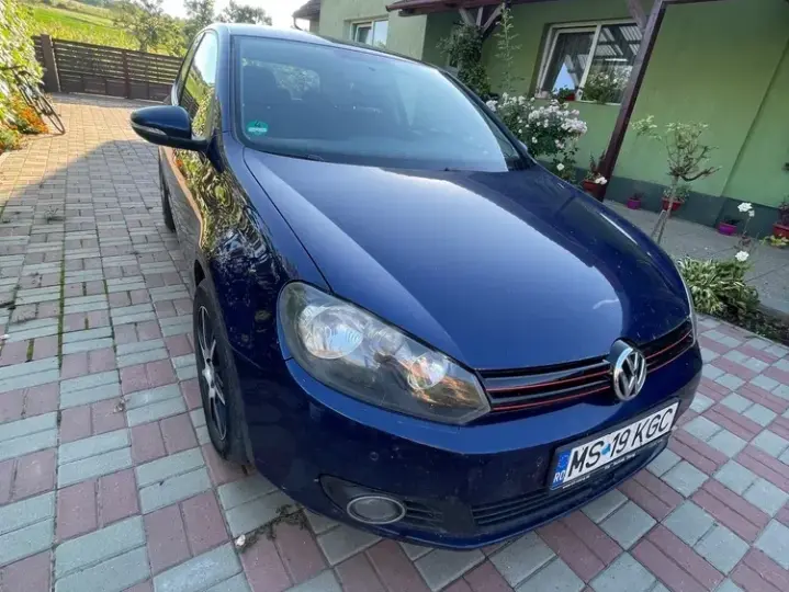 Volkswagen Golf VI 1.6 TDI DPF Trendline