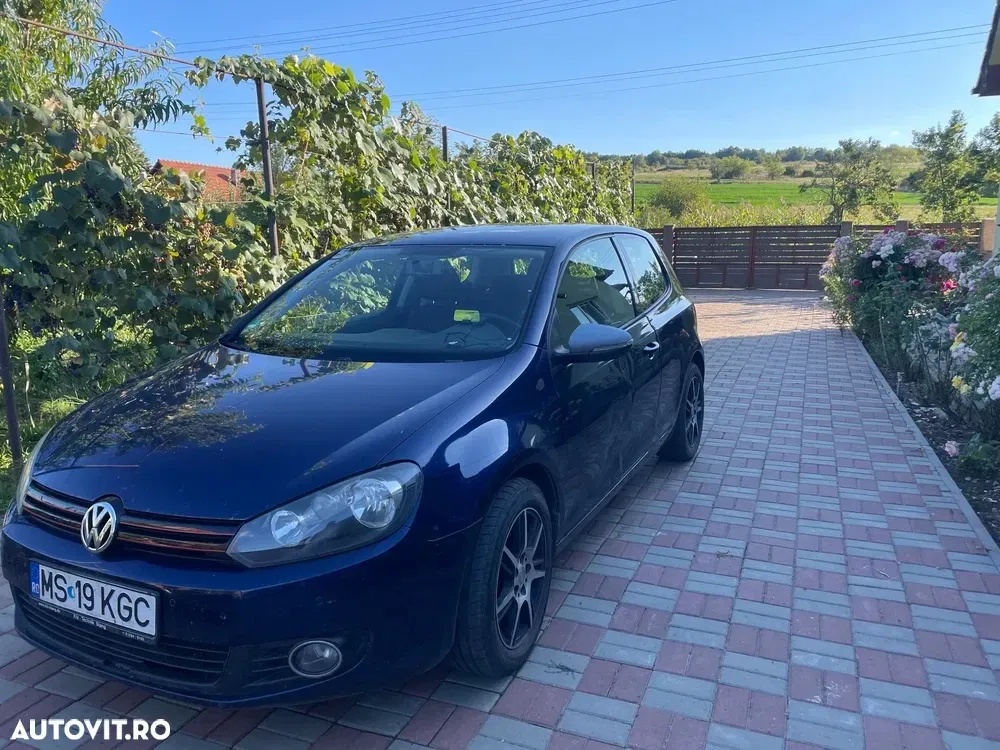 Volkswagen Golf VI 1.6 TDI DPF Trendline — imagine 2