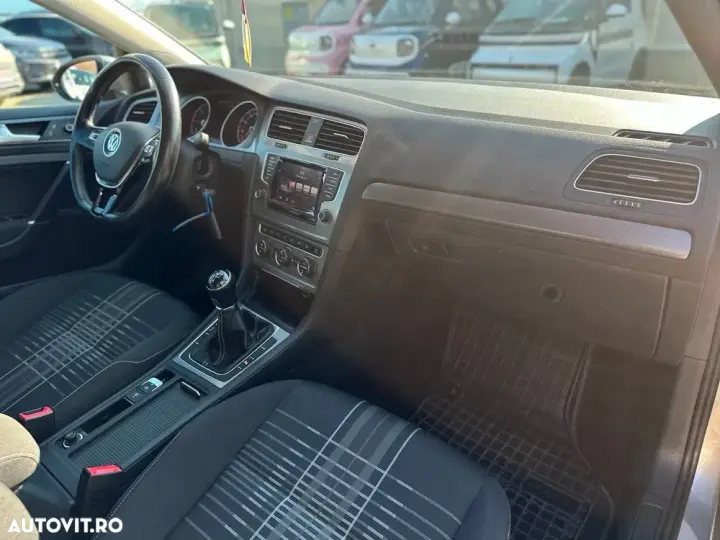 Volkswagen Golf 1.6 TDI BlueMotion Technology Lounge