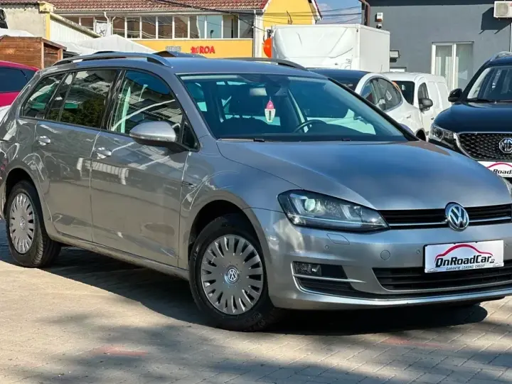 Volkswagen Golf 1.6 TDI BlueMotion Technology Lounge